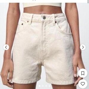 Zara high waisted mom shorts. True color is in the first photo (screenshot)